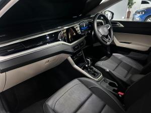 Volkswagen Polo sedan 1.0TSI Style - Image 13