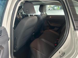 Volkswagen Polo hatch 1.0TSI Life auto - Image 9