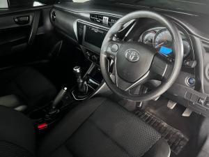 Toyota Corolla Quest 1.8 Plus manual - Image 6