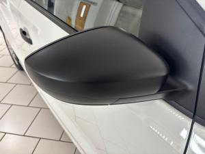 Volkswagen Polo Vivo hatch 1.4 - Image 19