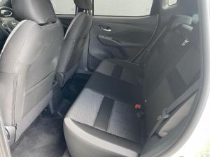 Nissan Magnite 1.0 Visia auto - Image 11