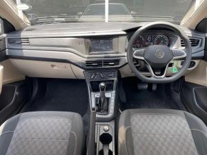 Volkswagen Polo sedan 1.6 auto - Image 16