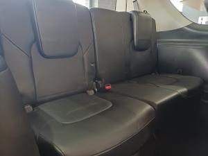 Nissan Patrol 5.6 V8 LE Premium 4WD - Image 24