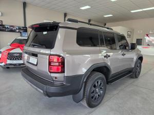Toyota Land Cruiser Prado 2.8GD VX-R - Image 4