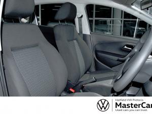 Volkswagen Polo Vivo hatch 1.6 Comfortline auto - Image 8