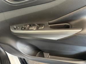 Nissan Navara 2.5DDTi double cab Stealth - Image 24