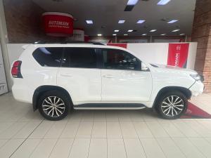 Toyota Land Cruiser Prado 2.8GD VX - Image 3