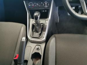 Volkswagen Polo hatch 1.0TSI Life auto - Image 18