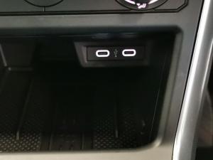 Volkswagen Polo hatch 1.0TSI Life auto - Image 24