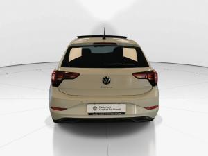 Volkswagen Polo hatch 1.0TSI Life auto - Image 6