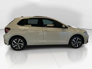 Volkswagen Polo hatch 1.0TSI Life auto - Image 8