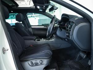 Volkswagen Touareg V8 TDI Executive - Image 16