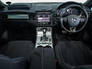 Volkswagen Touareg V8 TDI Executive - Image 21