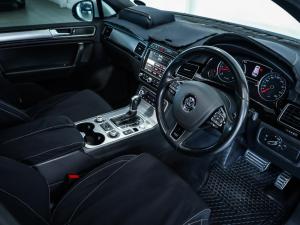 Volkswagen Touareg V8 TDI Executive - Image 9