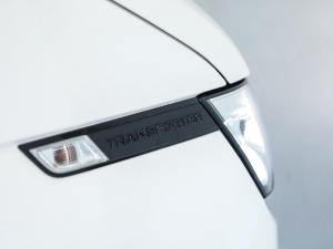 Volkswagen Transporter 2.0BiTDI Kombi SWB Trendline Plus 4Motion - Image 11