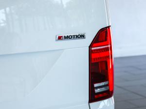 Volkswagen Transporter 2.0BiTDI Kombi SWB Trendline Plus 4Motion - Image 12