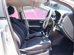 Volkswagen Polo Vivo hatch 1.4 Trendline - Image 9