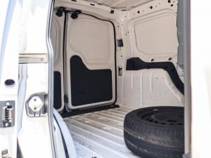 Volkswagen Caddy Cargo 1.6 panel van - Image 7