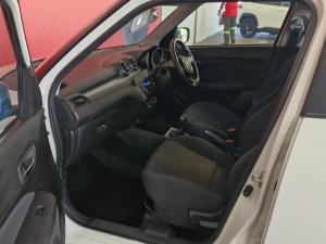 Suzuki Swift 1.2 GL manual - Image 16