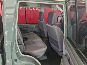 Toyota Land Cruiser 79 4.5D-4D V8 double cab LX - Image 26