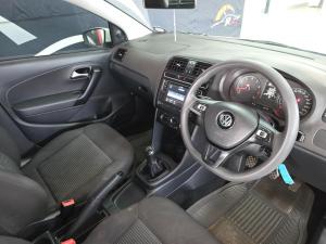 Volkswagen Polo Vivo hatch 1.4 Comfortline - Image 12