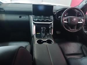 Toyota Land Cruiser 300 3.3D ZX - Image 12