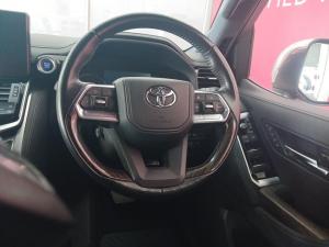 Toyota Land Cruiser 300 3.3D ZX - Image 13