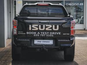 Isuzu D-Max 3.0TD double cab V-Cross 4x4 - Image 11