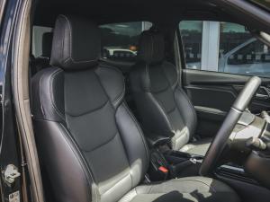 Isuzu D-Max 3.0TD double cab V-Cross 4x4 - Image 23