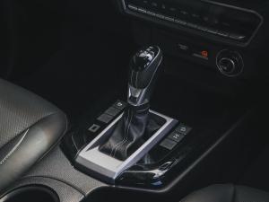 Isuzu D-Max 3.0TD double cab V-Cross 4x4 - Image 29