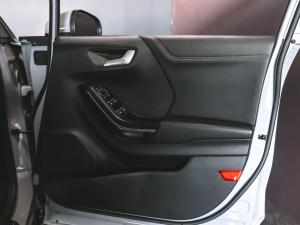 Ford Puma 1.0T ST-Line Vignale - Image 18