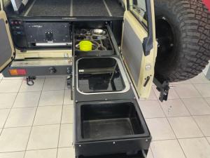 Toyota Land Cruiser 76 4.5D-4D V8 station wagon LX - Image 21