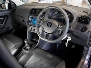 Volkswagen Polo Vivo hatch 1.4 Life - Image 11
