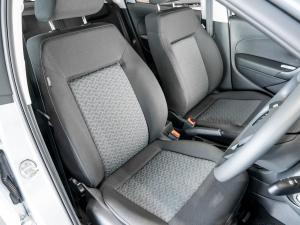 Volkswagen Polo Vivo hatch 1.4 Life - Image 10