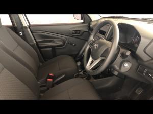 Toyota Vitz 1.0 - Image 10