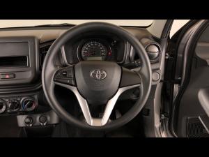 Toyota Vitz 1.0 - Image 8