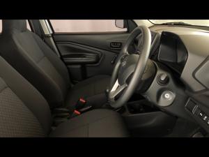 Toyota Vitz 1.0 - Image 10