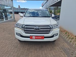 Toyota Land Cruiser 200 4.5D-4D V8 VX - Image 4