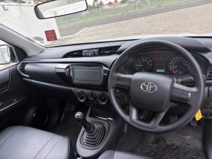 Toyota Hilux 2.4GD single cab S (aircon) - Image 9