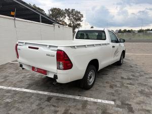 Toyota Hilux 2.4GD single cab S (aircon) - Image 2