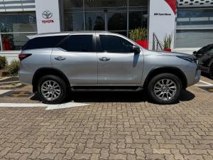 Toyota Fortuner 2.8GD-6 4x4 VX - Image 3