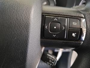 Toyota Hilux 2.4 GD-6 Raider 4X4 automaticD/C - Image 10