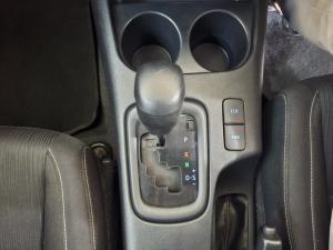 Toyota Hilux 2.4 GD-6 Raider 4X4 automaticD/C - Image 12