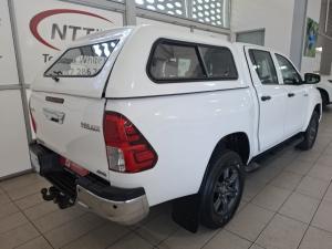 Toyota Hilux 2.4 GD-6 Raider 4X4 automaticD/C - Image 2