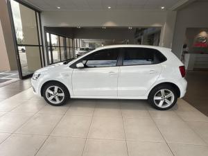 Volkswagen Polo Vivo 1.6 Highline - Image 16