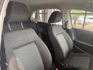 Volkswagen Polo Vivo 1.6 Life TIP - Image 11