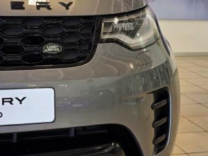 Land Rover Discovery D300 R-Dynamic SE - Image 14