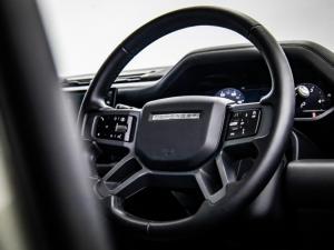 Land Rover Defender 90 D350 X-Dynamic HSE - Image 11