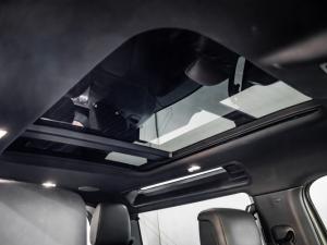 Land Rover Defender 90 D350 X-Dynamic HSE - Image 20