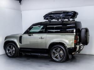 Land Rover Defender 90 D350 X-Dynamic HSE - Image 8